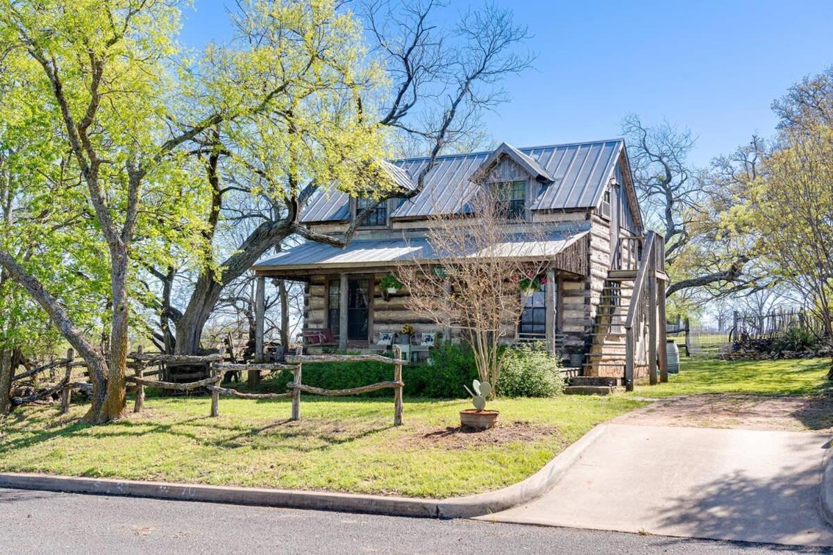 Das Eck Haus - Cozy Cabin Getaway เฟรเดอริกส์เบิร์ก ภายนอก รูปภาพ