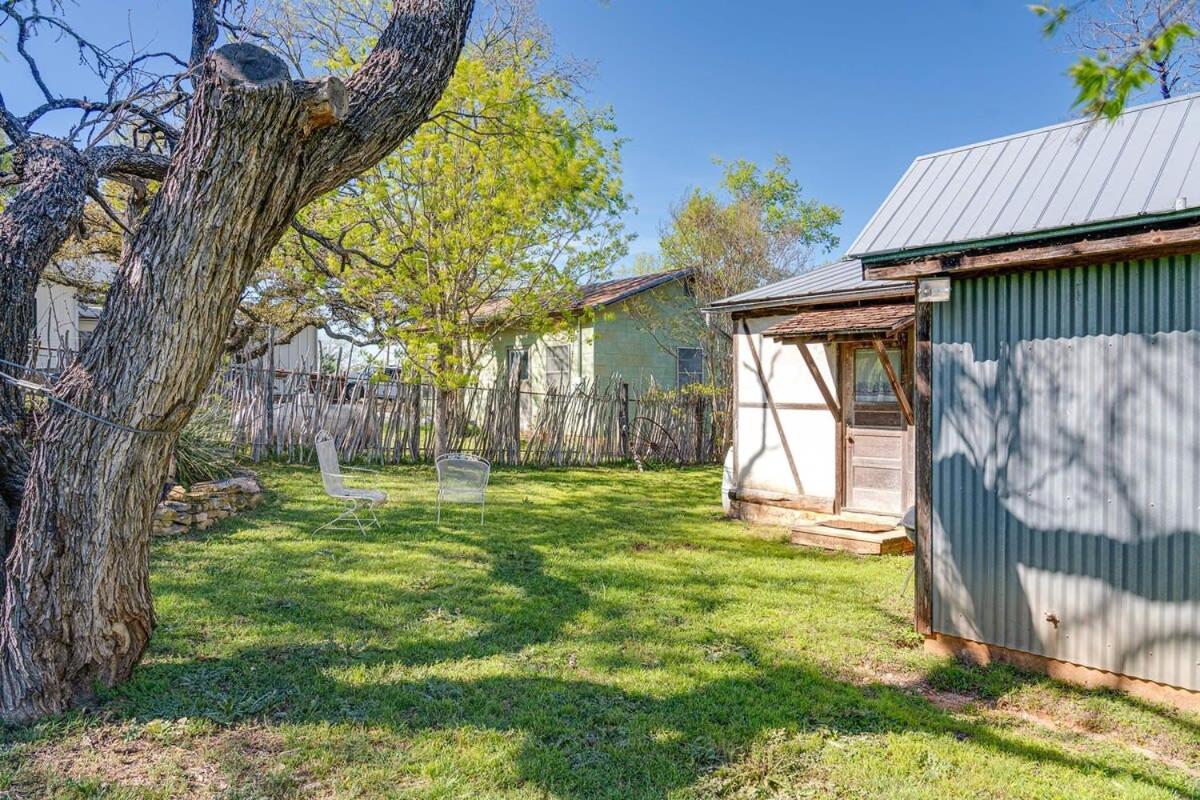 Das Eck Haus - Cozy Cabin Getaway เฟรเดอริกส์เบิร์ก ภายนอก รูปภาพ